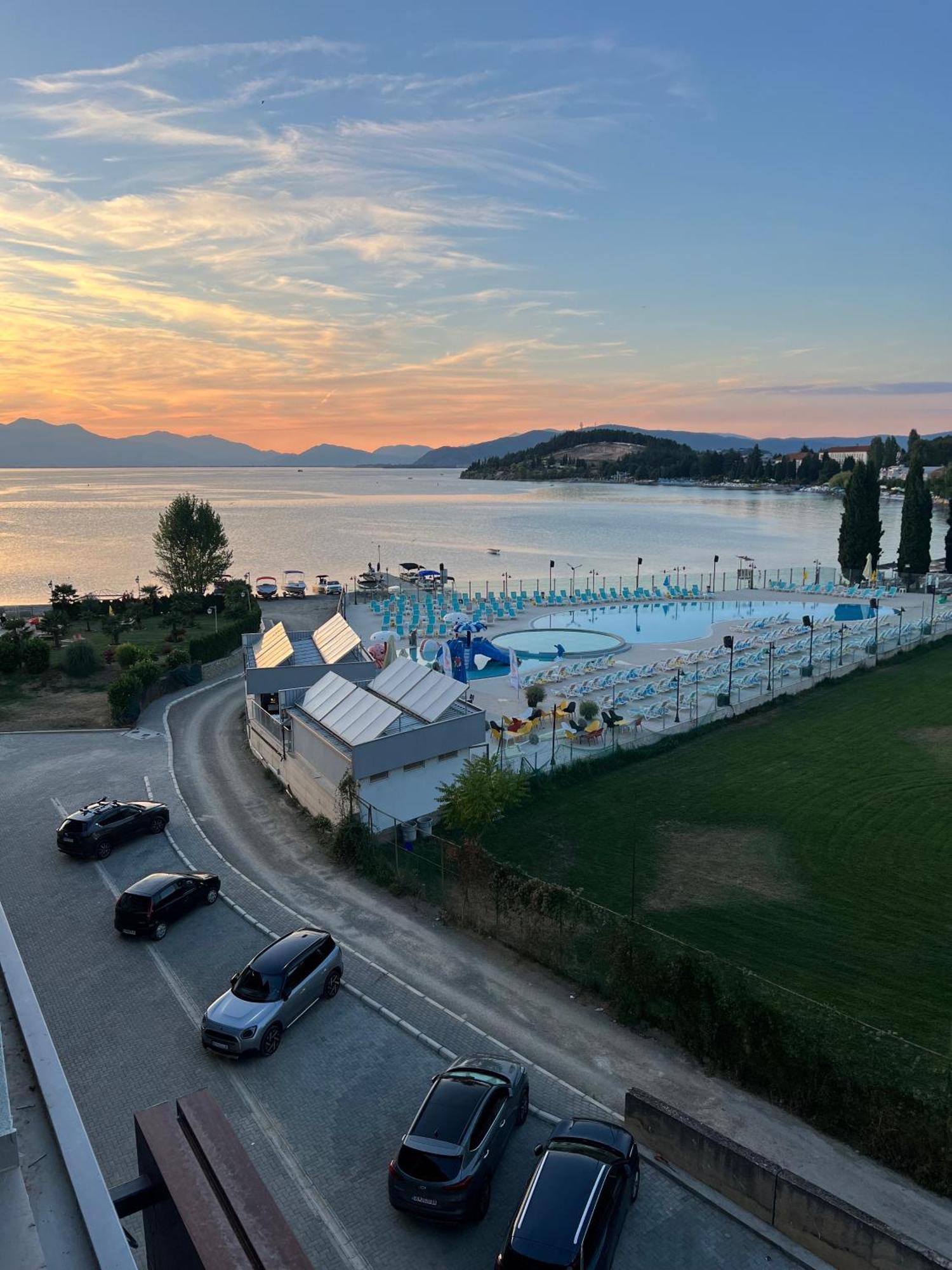 Apartment Yves Front Ohrid